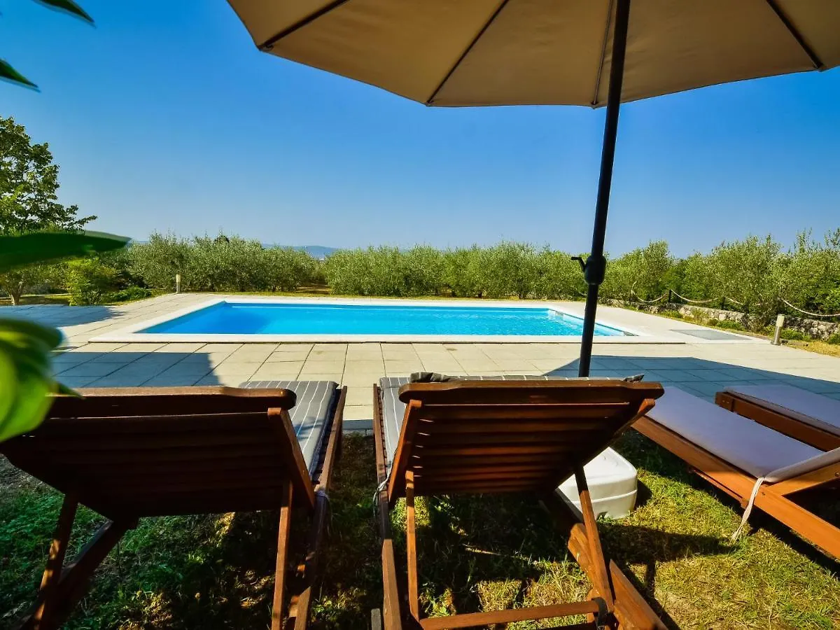Holiday Home Sandra By Interhome Zadar