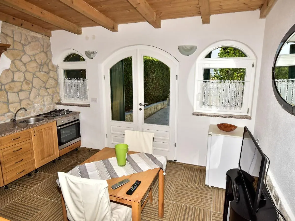 Holiday Home Sandra By Interhome Zadar